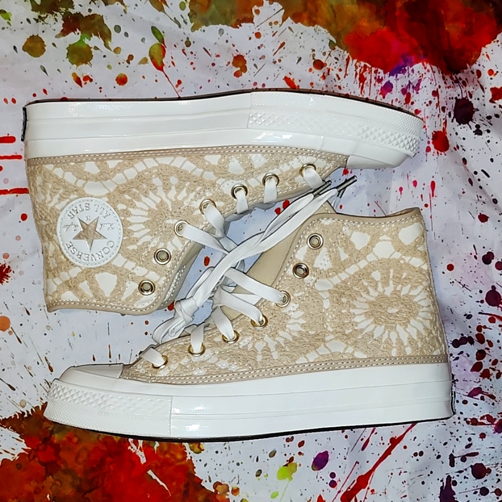 Converse Chuck 70 Hi Sneakers Women's size 8 New in Box High Top Sneakers